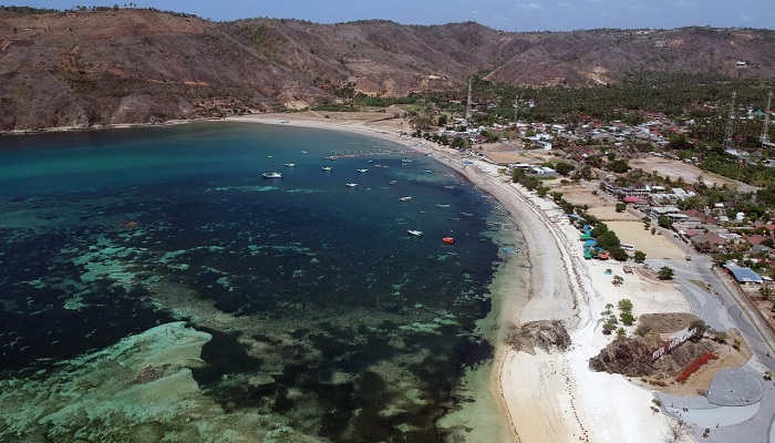 Fasilitas dan Destinasi Wisata Pantai Kuta Mandalika Yang Berkembang Pesat